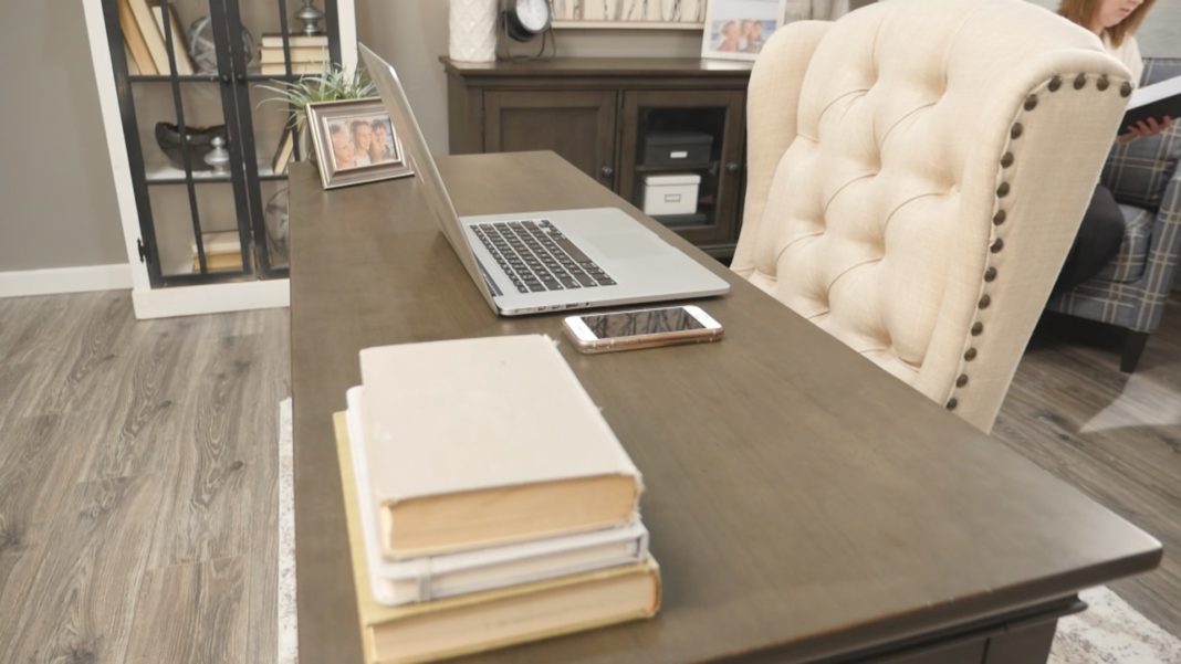 Create an Office That Inspires & Motivates You to Do Your Best Work