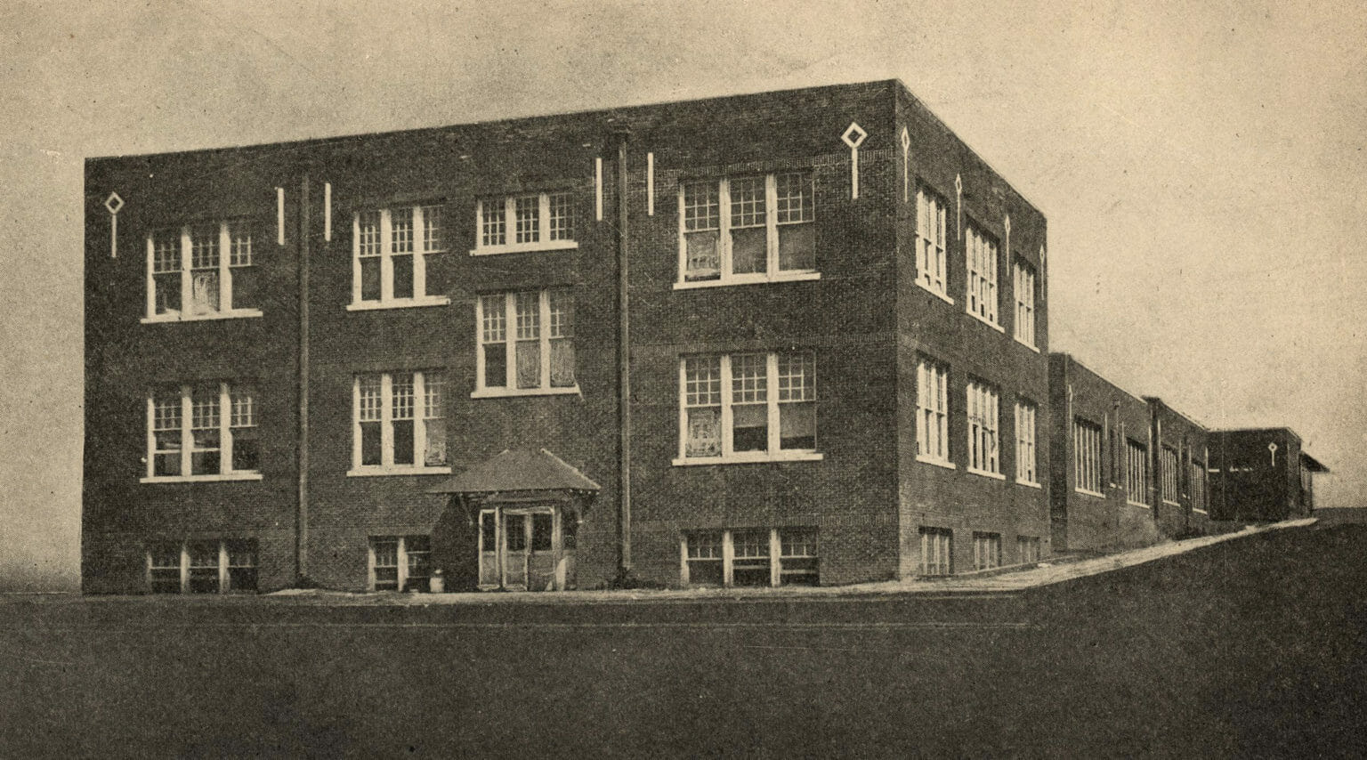 Booker T. Washington High School Connected to Tulsa Race Massacre