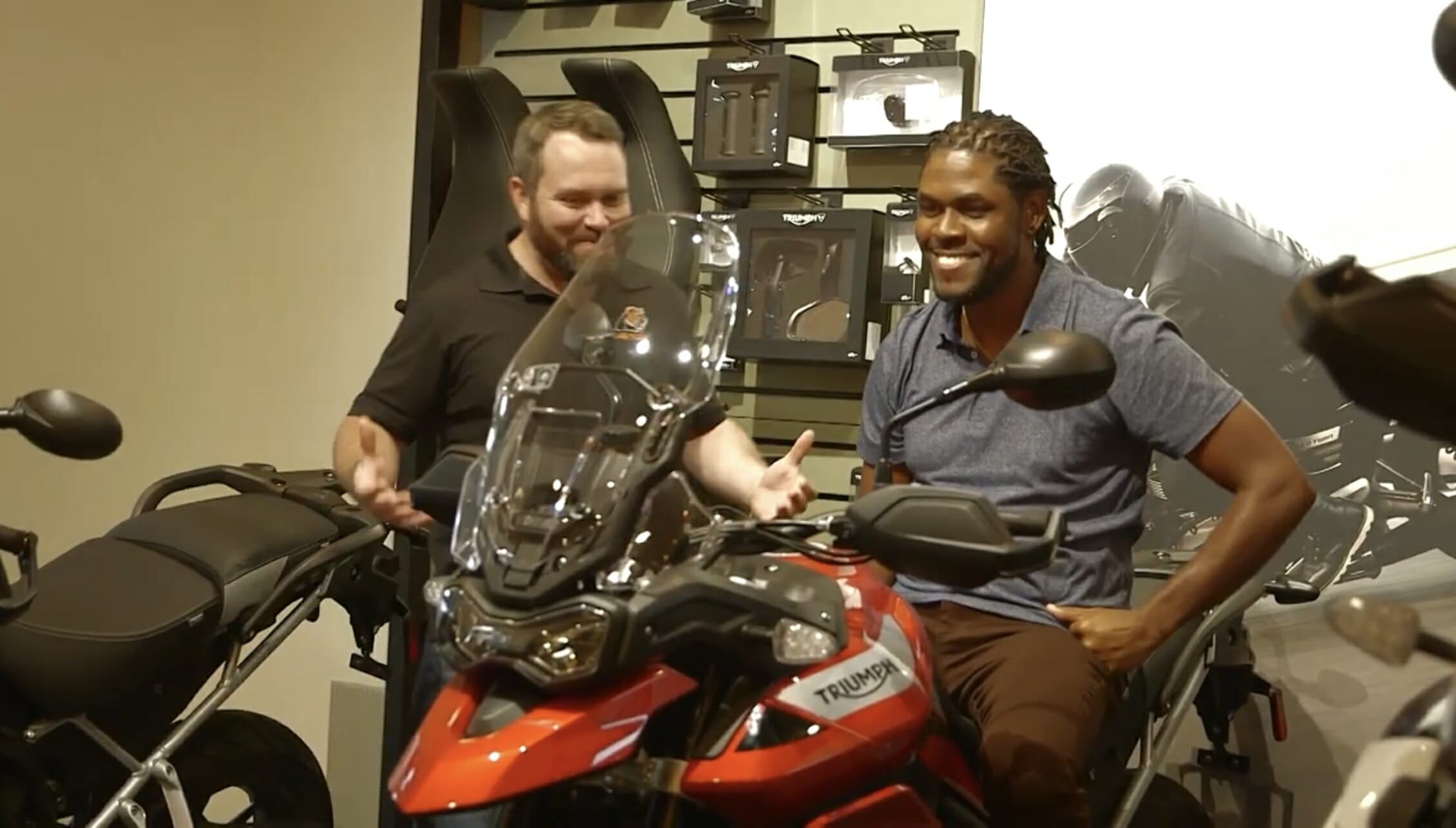 Quincy Shops for Motorcycles! Yurview