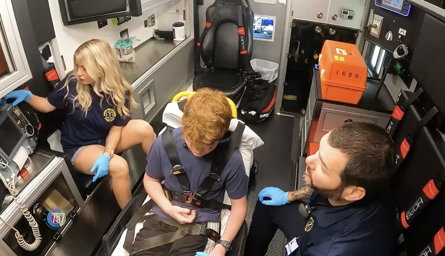 Ashley Does an Ambulance Ride Along! Yurview